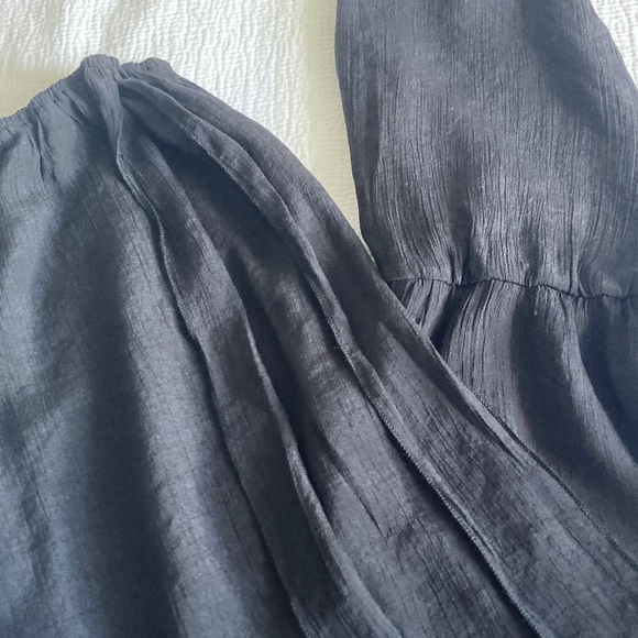 Elegant Black Halter Jumpsuit - Picture 4 of 4